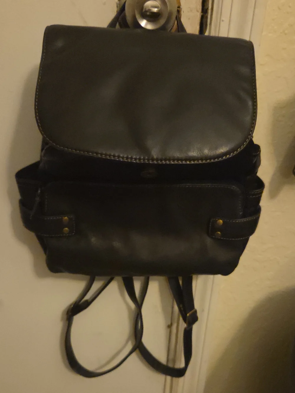 Wilsons  Black Leather Backpack - Classic Everyday Carry